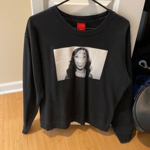 Visual crewneck sweater